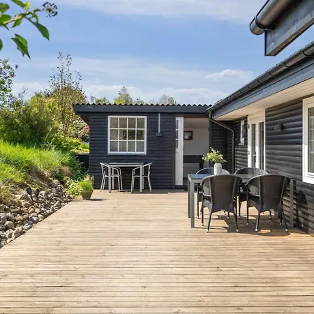 Soelvy - 300m From The Sea By Interhome